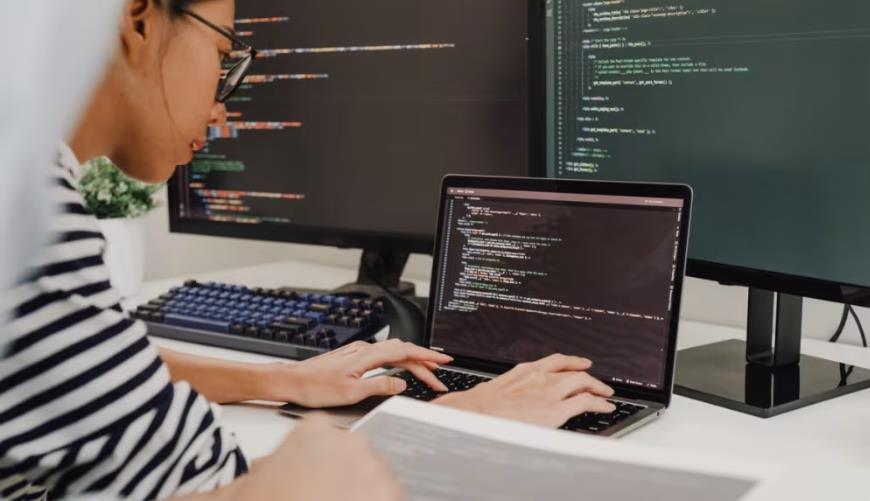 成都网站制作:列表数据绑定的核心技巧与实战落地